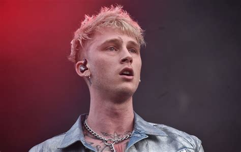 mgk nudes|Machine Gun Kelly poses nude on set of new movie and it’s